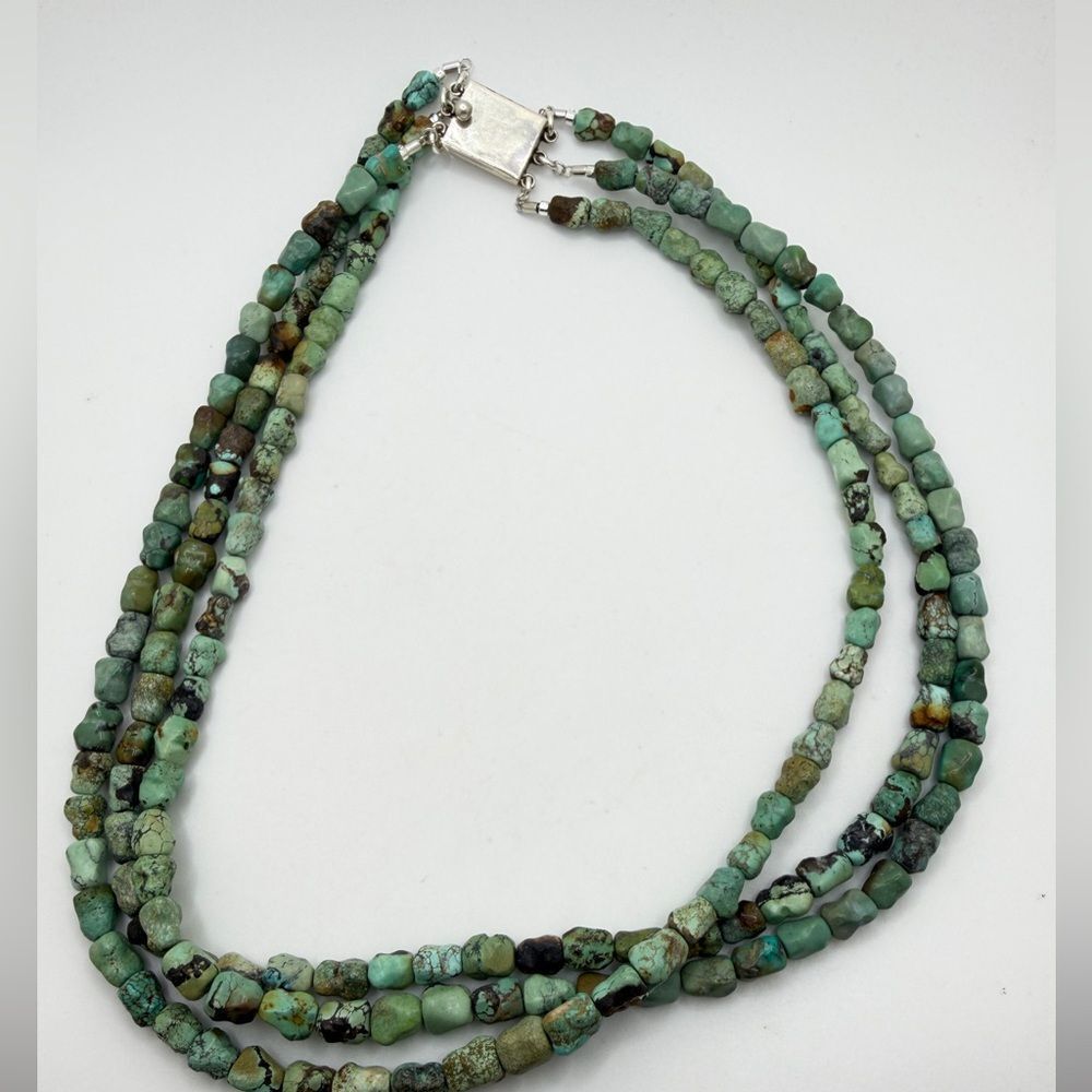 22" Three strands of SOLID Turquoise beads w/ vintage 925 TAXCO clasp! - Picture 10 of 15